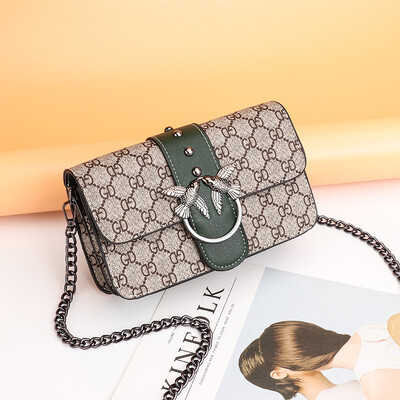 On the new womens bag spring fashion messenger bag women Joker ins shoulder chain swallow bag
On the new womens bag spring fashion messenger bag women Joker ins shoulder chain swallow bag