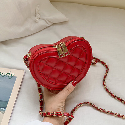 On the new small bag women 2019 new diamond embroidered line love bag fashion Joker foreign style slung shoulder bag
On the new small bag women 2019 new diamond embroidered line love bag fashion Joker foreign style slung shoulder bag