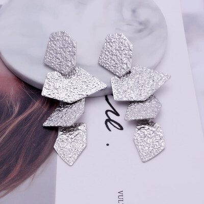 European & American Exaggerated Round Coin Drop Earring for Women Pendientes Vintage Geometric Metal Large Earrings Jewelry Gift
European & American Exaggerated Round Coin Drop Earring for Women Pendientes Vintage Geometric Metal Large Earrings Jewelry Gift