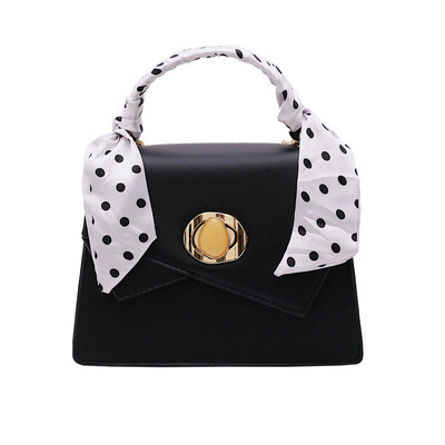 Small bag summer new European&American style PU handbags solid color retro small square bag wild diagonal package
Small bag summer new European&American style PU handbags solid color retro small square bag wild diagonal package