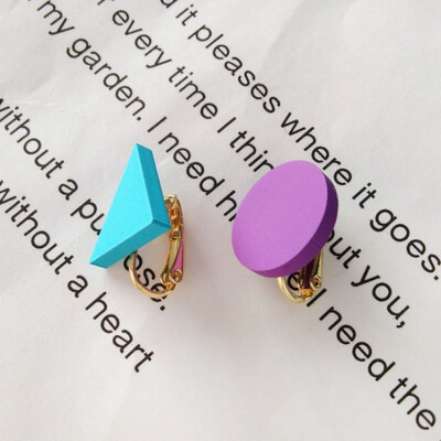 Women Clip Earrings Ethnic Style Retro Simple Geometric Wild Jewelry Colorful Stud Ear Clips Earrings Modern Jewelry Gifts
Women Clip Earrings Ethnic Style Retro Simple Geometric Wild Jewelry Colorful Stud Ear Clips Earrings Modern Jewelry Gifts