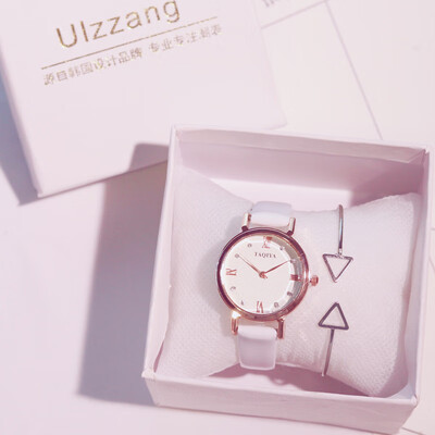 European&American British French College style small watch simple retro temperament female student Han Bessen Department tide
European&American British French College style small watch simple retro temperament female student Han Bessen Department tide