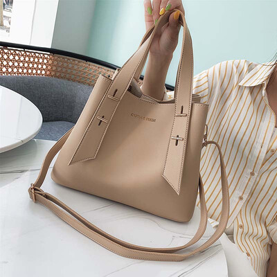 Summer large-capacity bag handbag 2019 new wave Korean version of the wild single shoulder slung fashion portable tote bag
Summer large-capacity bag handbag 2019 new wave Korean version of the wild single shoulder slung fashion portable tote bag