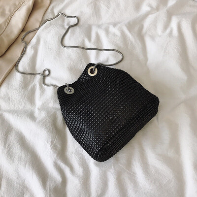 Summer ins super fire sequin bag female 2019 new Korean version of the wild single shoulder slung fashion chain bucket bag
Summer ins super fire sequin bag female 2019 new Korean version of the wild single shoulder slung fashion chain bucket bag
