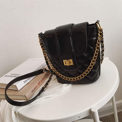 Advanced sense bag Ocean rhombic chain Messenger bag female wild ins new 2019 fashion portable bucket bag
Advanced sense bag Ocean rhombic chain Messenger bag female wild ins new 2019 fashion portable bucket bag
