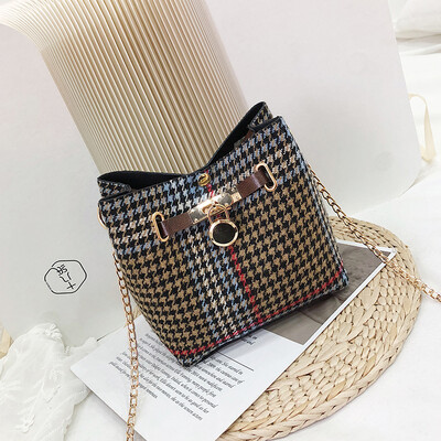 Ins port wind retro bucket bag 2018 new Korean fashion autumn&winter plaid shoulder messenger bag chain handbag
Ins port wind retro bucket bag 2018 new Korean fashion autumn&winter plaid shoulder messenger bag chain handbag