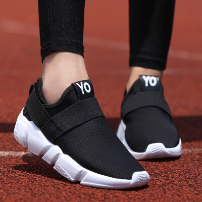New sports mens shoes Flying line breathable shock-absorbing running shoes Male Korean version of running lightweight breath
New sports mens shoes Flying line breathable shock-absorbing running shoes Male Korean version of running lightweight breath