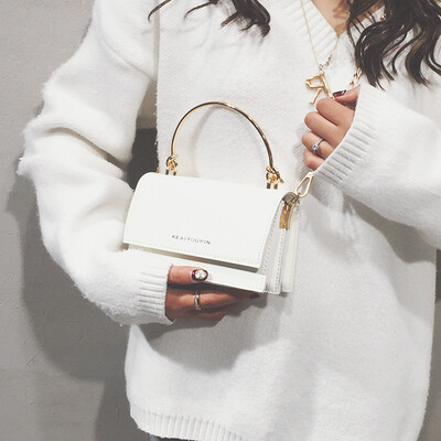 Ins super fire diagonal patent leather small bag female 2019 new wave Korean version of the wild chic chain shoulder Messenger bag
Ins super fire diagonal patent leather small bag female 2019 new wave Korean version of the wild chic chain shoulder Messenger bag
