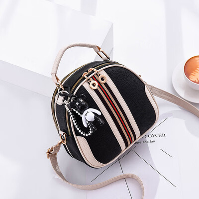 Womens bag 2019 new womens bag Korean version of the fresh small bag fashion casual bag shoulder slung ladies bag
Womens bag 2019 new womens bag Korean version of the fresh small bag fashion casual bag shoulder slung ladies bag