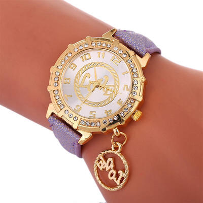 Fashion Pendant Watch WomenS Leather Strap Stainless Steel Analog Quartz Wristwatch Gold Diamond Watches Relogio Feminino
Fashion Pendant Watch WomenS Leather Strap Stainless Steel Analog Quartz Wristwatch Gold Diamond Watches Relogio Feminino