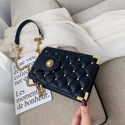 Summer rhombic chain mobile phone bag female 2019 new Korean version of the wild single shoulder slung fashion rivet small square bag
Summer rhombic chain mobile phone bag female 2019 new Korean version of the wild single shoulder slung fashion rivet small square bag