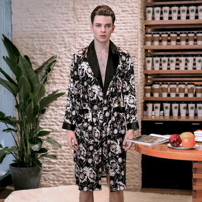 Spring Summer Long-sleeved Print Turn-down Collar Silk Satin Robe Mens Bathrobe Nightgown Home Pajamas WP777
Spring Summer Long-sleeved Print Turn-down Collar Silk Satin Robe Mens Bathrobe Nightgown Home Pajamas WP777
