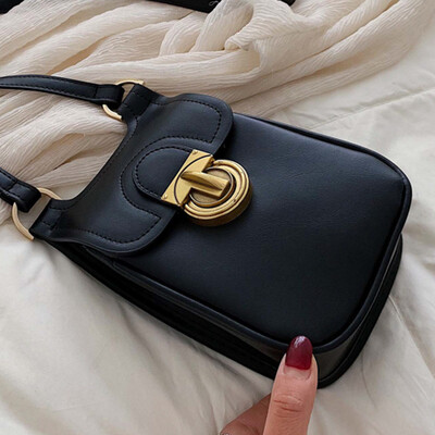 Mobile phone bag women 2019 fashion Joker buckle shoulder bag summer mini coin purse messenger bag tide bag
Mobile phone bag women 2019 fashion Joker buckle shoulder bag summer mini coin purse messenger bag tide bag