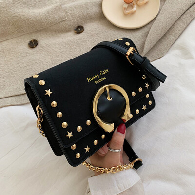 North bag 2019 new autumn messenger bag fashion chain bag small square bag Joker red foreign style shoulder bag
North bag 2019 new autumn messenger bag fashion chain bag small square bag Joker red foreign style shoulder bag