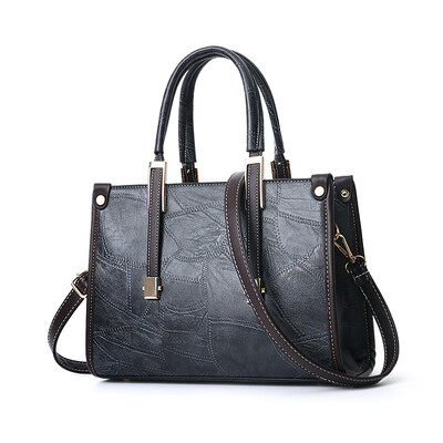 2018 spring new fashion cool trend handbag fashion casual handbags Europe&the United States big bag shoulder bag
2018 spring new fashion cool trend handbag fashion casual handbags Europe&the United States big bag shoulder bag