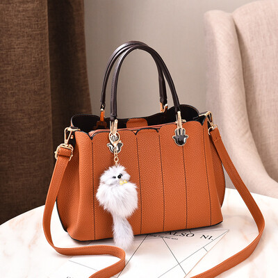 2018 new European&American big bag shoulder bag handbag diagonal bag fashion casual handbag
2018 new European&American big bag shoulder bag handbag diagonal bag fashion casual handbag