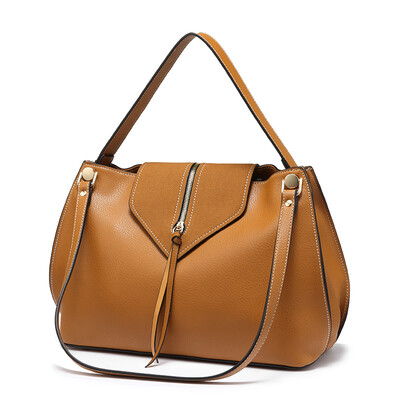 REALER women handbags designer shoulder bag high quality hobo bags ladies artificial leather crossbody bag tote messenger female 
REALER women handbags designer shoulder bag high quality hobo bags ladies artificial leather crossbody bag tote messenger female