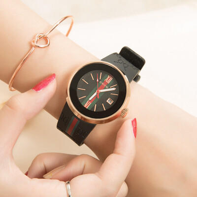 Orly simple trend ultra-thin quartz watch men&women waterproof couple table belt double calendar watch
Orly simple trend ultra-thin quartz watch men&women waterproof couple table belt double calendar watch