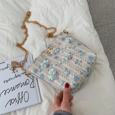 Tailored Womens Fashion Pearl Appliques Woven Shoulder Bag Solid Woven Bag Beach Bag
Tailored Womens Fashion Pearl Appliques Woven Shoulder Bag Solid Woven Bag Beach Bag