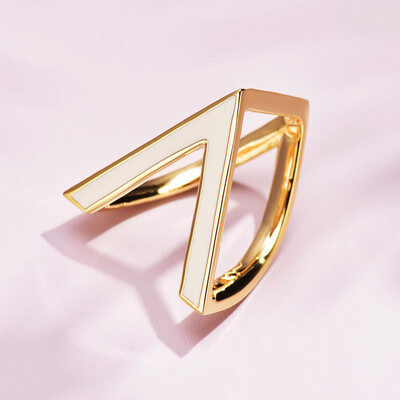 T-shirt corner hem knot knot ring scarf buckle personality accessories fashion accessories small square scarf decoration
T-shirt corner hem knot knot ring scarf buckle personality accessories fashion accessories small square scarf decoration