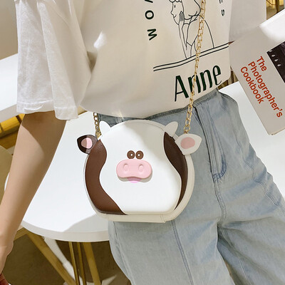 Wild cow small bag female bag 2019 new girl Messenger bag summer small fresh chain bag popular shoulder bag
Wild cow small bag female bag 2019 new girl Messenger bag summer small fresh chain bag popular shoulder bag