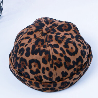 New autumn-winter retro leopard-print landlord Hat Lady Street personality hip-hop cucumber peel cap lattice pumpkin hat Chao girl
New autumn-winter retro leopard-print landlord Hat Lady Street personality hip-hop cucumber peel cap lattice pumpkin hat Chao girl
