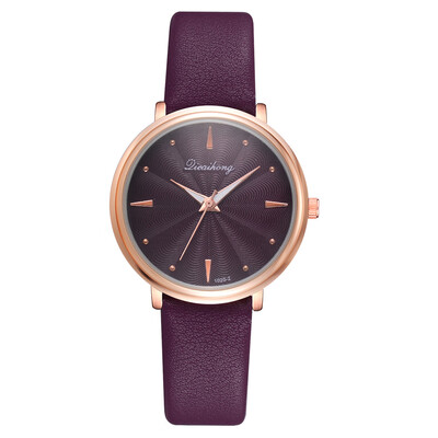 European&American hot womens wild fashion watch trend retro high quality PU leather quartz watch
European&American hot womens wild fashion watch trend retro high quality PU leather quartz watch