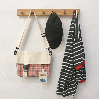 Ancient feelings girl Messenger bag female Korean version of high school students campus Sen series wild ins super fire canvas shoulder
Ancient feelings girl Messenger bag female Korean version of high school students campus Sen series wild ins super fire canvas shoulder