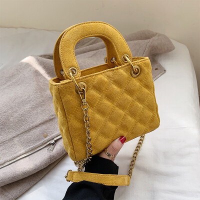 Frosted texture small bag women 2019 new Korean Ling lattice chain messenger bag Joker hand bill of lading shoulder small square b
Frosted texture small bag women 2019 new Korean Ling lattice chain messenger bag Joker hand bill of lading shoulder small square b