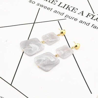 2019 New Hot Fashion Geometric Square Earrings Brincos Oorbellen Acrylic Connection Pendants Drop Earrings For Women Jewelry
2019 New Hot Fashion Geometric Square Earrings Brincos Oorbellen Acrylic Connection Pendants Drop Earrings For Women Jewelry