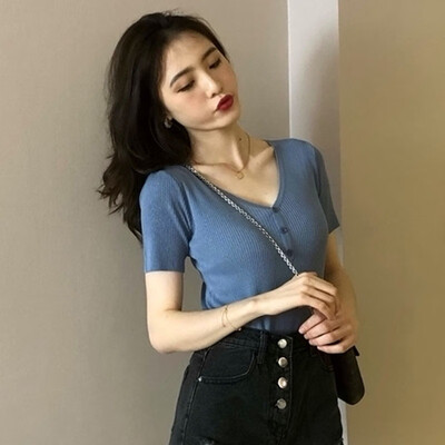 Women V Neck Solid Slim Knitted T-Shirt Pullover Buttons Shirt Casual Short Sleeve T Shirt
Women V Neck Solid Slim Knitted T-Shirt Pullover Buttons Shirt Casual Short Sleeve T Shirt