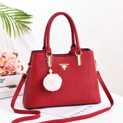 2019 new ladies handbags European&American fashion trend shoulder bag PU leather casual handbag
2019 new ladies handbags European&American fashion trend shoulder bag PU leather casual handbag