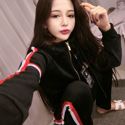 European station golden fleece set for women with thickened fleece 2018 fashion new spring casual sport two-piece womens wear
European station golden fleece set for women with thickened fleece 2018 fashion new spring casual sport two-piece womens wear