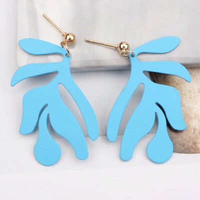 Bohemia Big Leaves Pendant Earrings for Women New Design Fashion Metal Leaf Earrings Wedding Jewelry Exaggerated Christmas Gift
Bohemia Big Leaves Pendant Earrings for Women New Design Fashion Metal Leaf Earrings Wedding Jewelry Exaggerated Christmas Gift