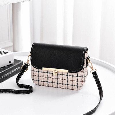 2019 summer new single shoulder diagonal small bag PU leather Korean fashion womens bag slung small square bag
2019 summer new single shoulder diagonal small bag PU leather Korean fashion womens bag slung small square bag