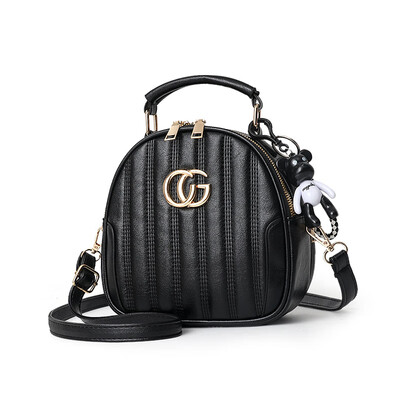 Female bag 2018 new wave female bag Korean version of the fresh small bag fashion shoulder slung small bag
Female bag 2018 new wave female bag Korean version of the fresh small bag fashion shoulder slung small bag