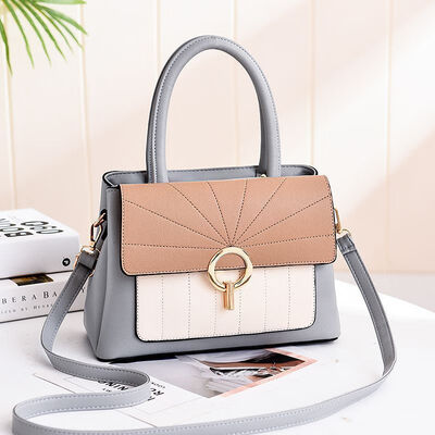 2019 summer new womens bag cool tide elegant shoulder bag Messenger bag Korean fashion womens bag
2019 summer new womens bag cool tide elegant shoulder bag Messenger bag Korean fashion womens bag