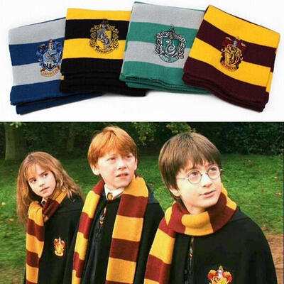 17CM150CM New Fashion 4 Color College scarf Harry Potter Gryffindor Series scarf With Badge Personality Cosplay Knit Scarves
17CM150CM New Fashion 4 Color College scarf Harry Potter Gryffindor Series scarf With Badge Personality Cosplay Knit Scarves