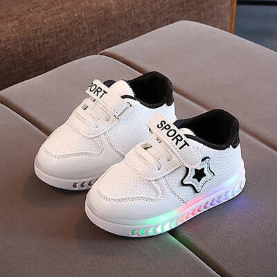 Children Casual Shoes Boys Girls Fashionable Star Print LED Light Net Breathable Soft Running Sports Walking Shoes
Children Casual Shoes Boys Girls Fashionable Star Print LED Light Net Breathable Soft Running Sports Walking Shoes