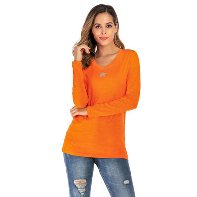 Printed T-Shirt Female Five-Pointed Star Decoration Sexy V-Neck Design Casual Wild Autumn New fashion Long Sleeve
Printed T-Shirt Female Five-Pointed Star Decoration Sexy V-Neck Design Casual Wild Autumn New fashion Long Sleeve