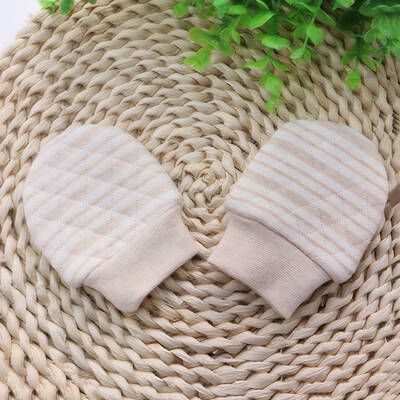 Newborn Baby Warm Cotton Gloves Neonatal Infant Face Anti Scratching Protector Mittens Supplies
Newborn Baby Warm Cotton Gloves Neonatal Infant Face Anti Scratching Protector Mittens Supplies