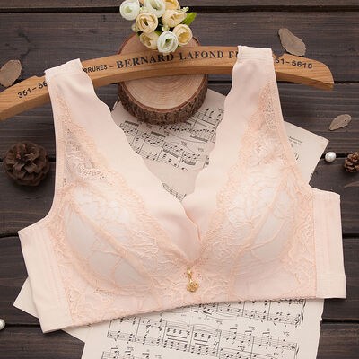 Sexy Lingerie Plus Size Bra Women Fitness Workout Crop Top Seamless Wireless Padded Bra Push Up Wide Strap Lace Bra Female
Sexy Lingerie Plus Size Bra Women Fitness Workout Crop Top Seamless Wireless Padded Bra Push Up Wide Strap Lace Bra Female