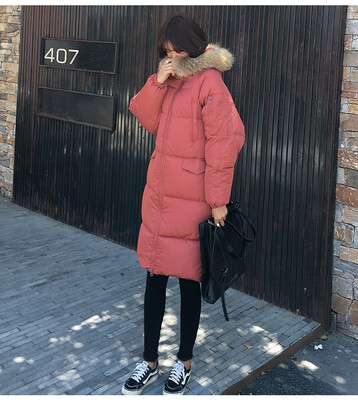 Winter 2018 winter anti-season new long style over-knee Korean version of students loose&thickened padded jacket female coat 
Winter 2018 winter anti-season new long style over-knee Korean version of students loose&thickened padded jacket female coat