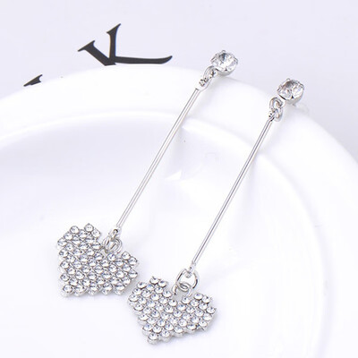 Women Trendy Wild Heart Shape Simple Sweet Exaggerated Personality Retro Long Pattern Earrings
Women Trendy Wild Heart Shape Simple Sweet Exaggerated Personality Retro Long Pattern Earrings
