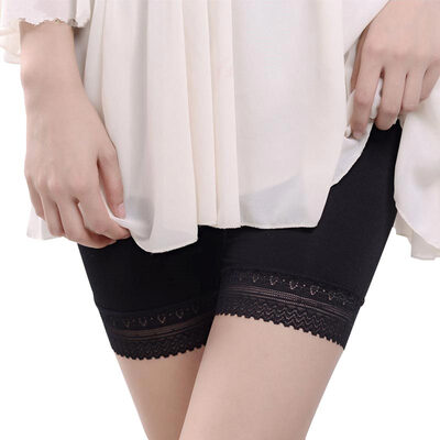 Antarctic Nanjiren NTX1334 1 Sexy lace safety pants anti-emissive pants comfortable leggings flat angle ladies underwear black lace
Antarctic Nanjiren NTX1334 1 Sexy lace safety pants anti-emissive pants comfortable leggings flat angle ladies underwear black lace