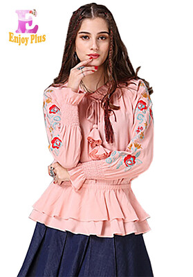 L High Quality chest 92 -96cm vintage new spring 2018 pink blouse women flare long sleeve flower embroidery loose bow elegant
L High Quality chest 92 -96cm vintage new spring 2018 pink blouse women flare long sleeve flower embroidery loose bow elegant