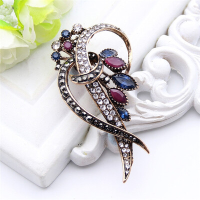 Vintage Banquet Brooch Women Turkish Jewelry Antique Gold Color Multicolor Resin Flower Brooches Broches Ladies Hijab Scarf Pin
Vintage Banquet Brooch Women Turkish Jewelry Antique Gold Color Multicolor Resin Flower Brooches Broches Ladies Hijab Scarf Pin