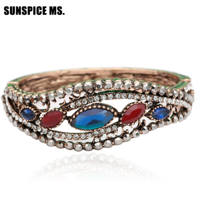 Elegent Banquet Bracelet Jewelry Turkish Vintage Rhinestone Bangle Cuff Women Antique Gold Color Fashion Ethnic Wedding Bijoux
Elegent Banquet Bracelet Jewelry Turkish Vintage Rhinestone Bangle Cuff Women Antique Gold Color Fashion Ethnic Wedding Bijoux