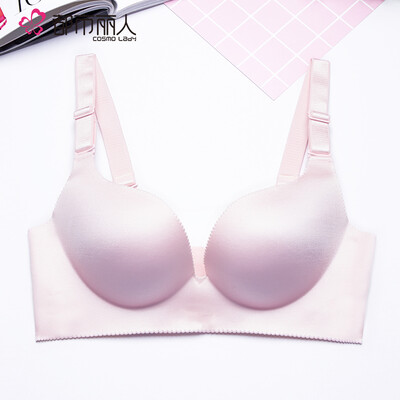 COSMO LADY smooth no trace bra without steel ring gather 34 medium thick cup ladies underwear
COSMO LADY smooth no trace bra without steel ring gather 34 medium thick cup ladies underwear