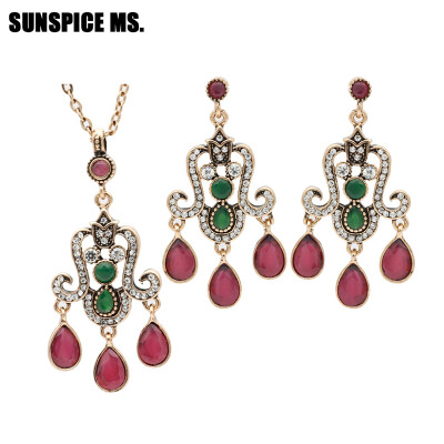 Vintage Turkish Women Long Dangle Earring Hollow Flower Resin Antique Jewerly Indian Bohemia Rhinestone Wedding Ethnic Earring
Vintage Turkish Women Long Dangle Earring Hollow Flower Resin Antique Jewerly Indian Bohemia Rhinestone Wedding Ethnic Earring